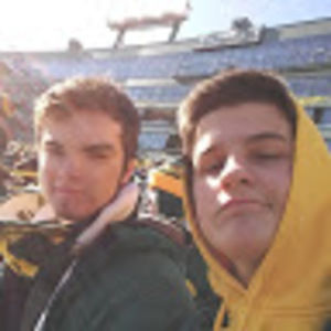 Meet your Posher, Zachary